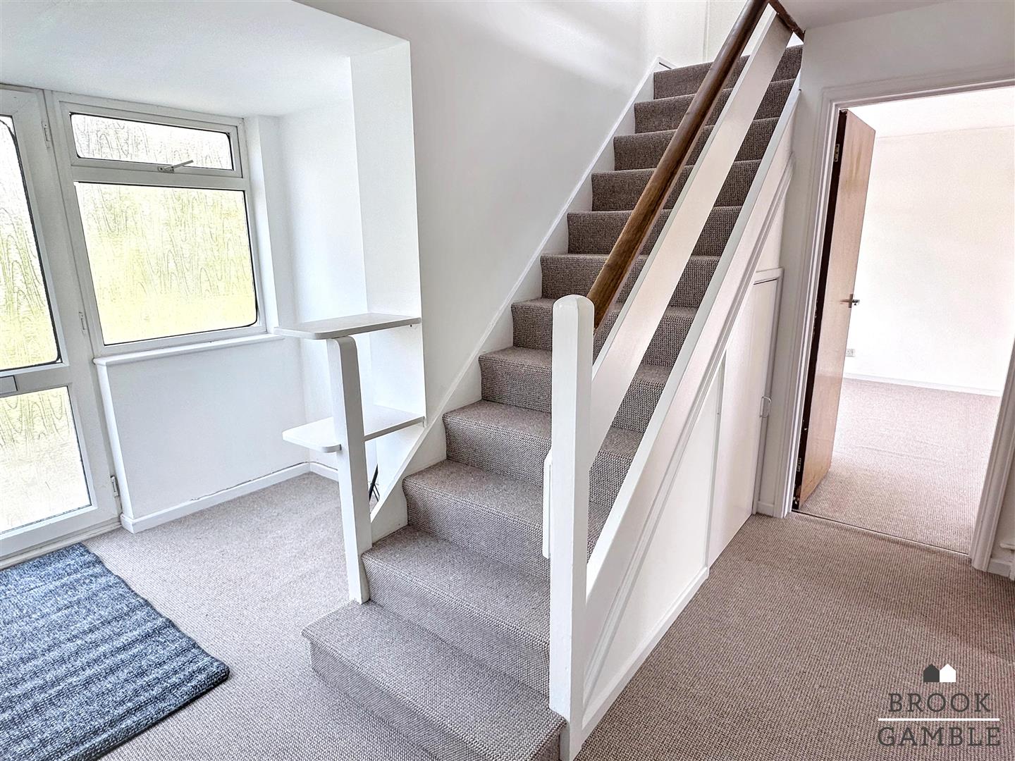 5 Bedroom House - Detached. Bracken Road in Eastbourne,  25